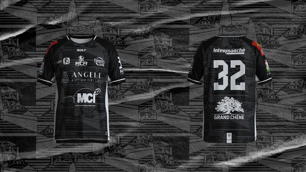 identidade local na tua camisola de futebol personalizada